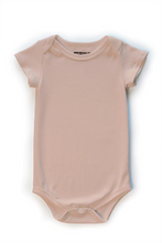 Load image into Gallery viewer, Chubby phat kisses - Short Sleeve Bodysuit