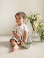 Load image into Gallery viewer, Mellow Kiku Silicone Dinnerware Set