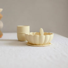Load image into Gallery viewer, Mellow Kiku Silicone Dinnerware Set